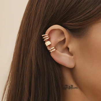 Paprasta klasikinė geometrija C formos auskarai Punk Gold spalvos nepradurti ausų segtukai Netikri kremzlės auskarai moteriškiems papuošalams