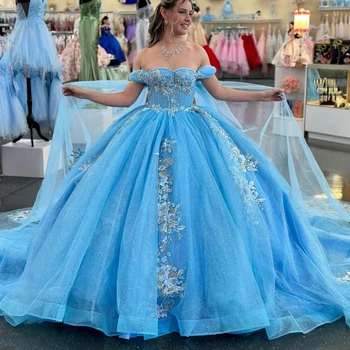 Sky Blue Shiny Sweetheart Quinceanera Dress 2024 Ball Gown With Cape Appliques Nėrinių karoliukais Princesės vakarėlio suknelė Vestidos 15 De