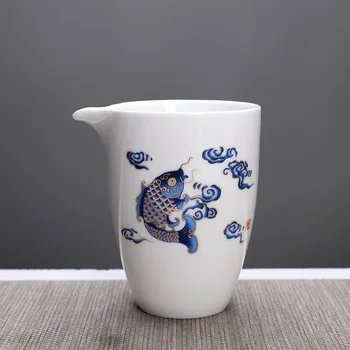 Aukštos kokybės balto porceliano arbatinukas 