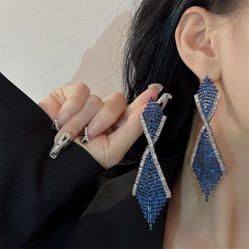 Mėlyni ilgi puokštės lašo auskarai moterims Klasikinis krištolas Pilnas kalnų krištolas Pendientes auskarai Mados papuošalų aksesuarų vakarėlis