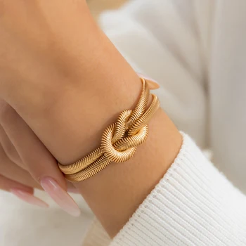 Punk Thick Twisted Flat Snake Chain apyrankė moterims Vintage Chunky Gold Color Metal Short Bracelet Party Jewelry Pulseras