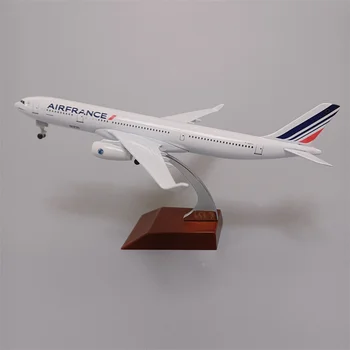 20cm Legiruotasis metalas Air France AirFrance AIRBUS 330 A330 Airlines lėktuvo modelis Diecast Oro lėktuvo modelis Lėktuvas w Važiuoklės