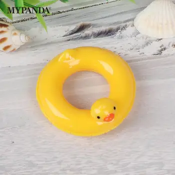 Lėlių namelis Miniatiūrinis geltonas anties gyvenimo plaukimo žiedas 1:6 1:12 Lėlių namelio dekorui 4,5cm*2cm Vaikai Apsimeskite žaisdami žaislus