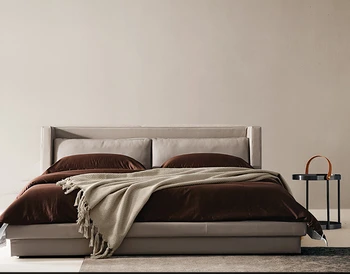 Itališka minimalistinė odinė lova Pagrindinis miegamasis Vestuvinė lova Odinė Patogi minkšta krepšio lova Paprasta moderni dvigulė